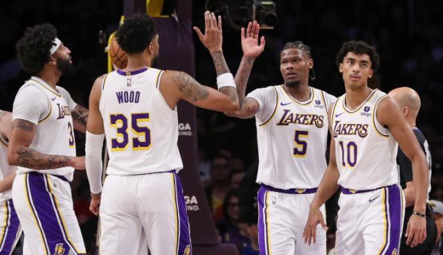 开云体育官网-湖人新3D冲冠拼图：雷迪什两战35分 无需想念波普