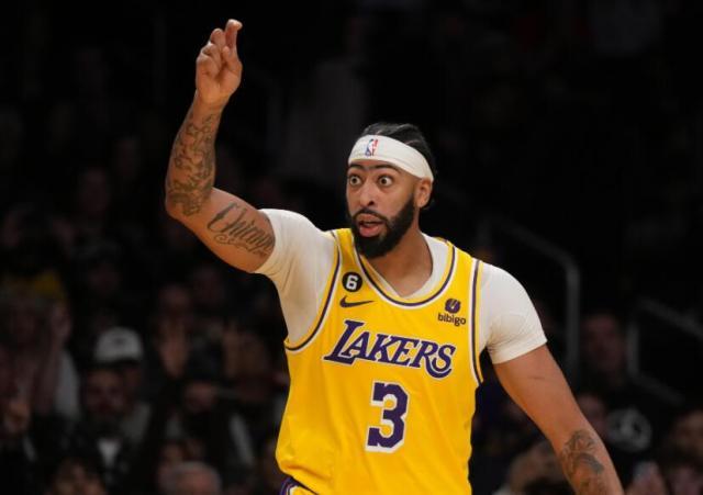 kaiyun-浓眉最快26日复出战马刺 佩林卡表态或有后续交易